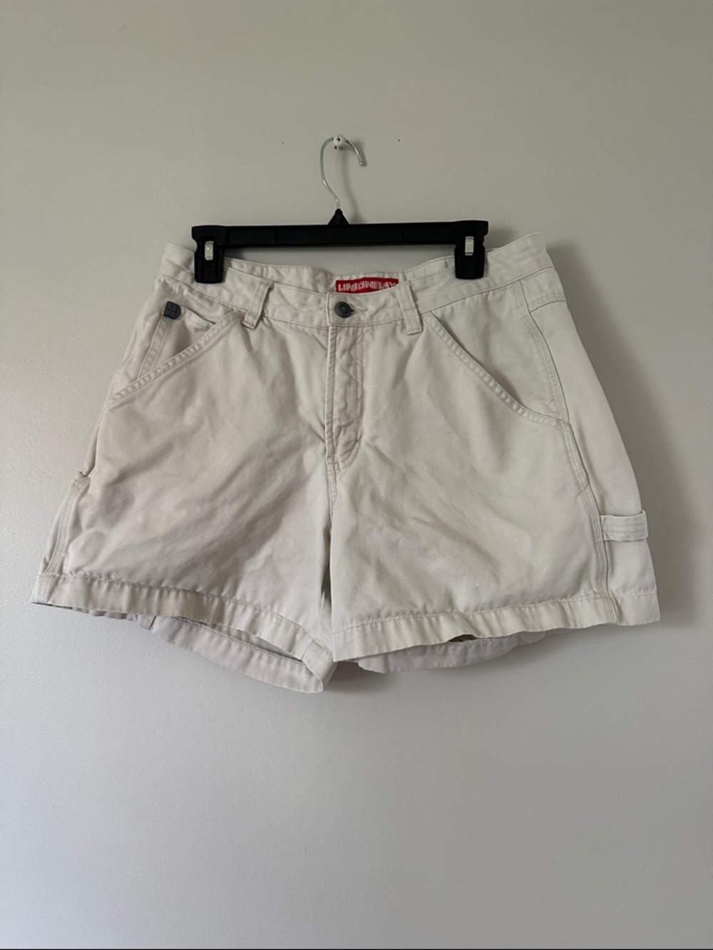 Unionbay Women's Cream/Tan Cargo Shorts